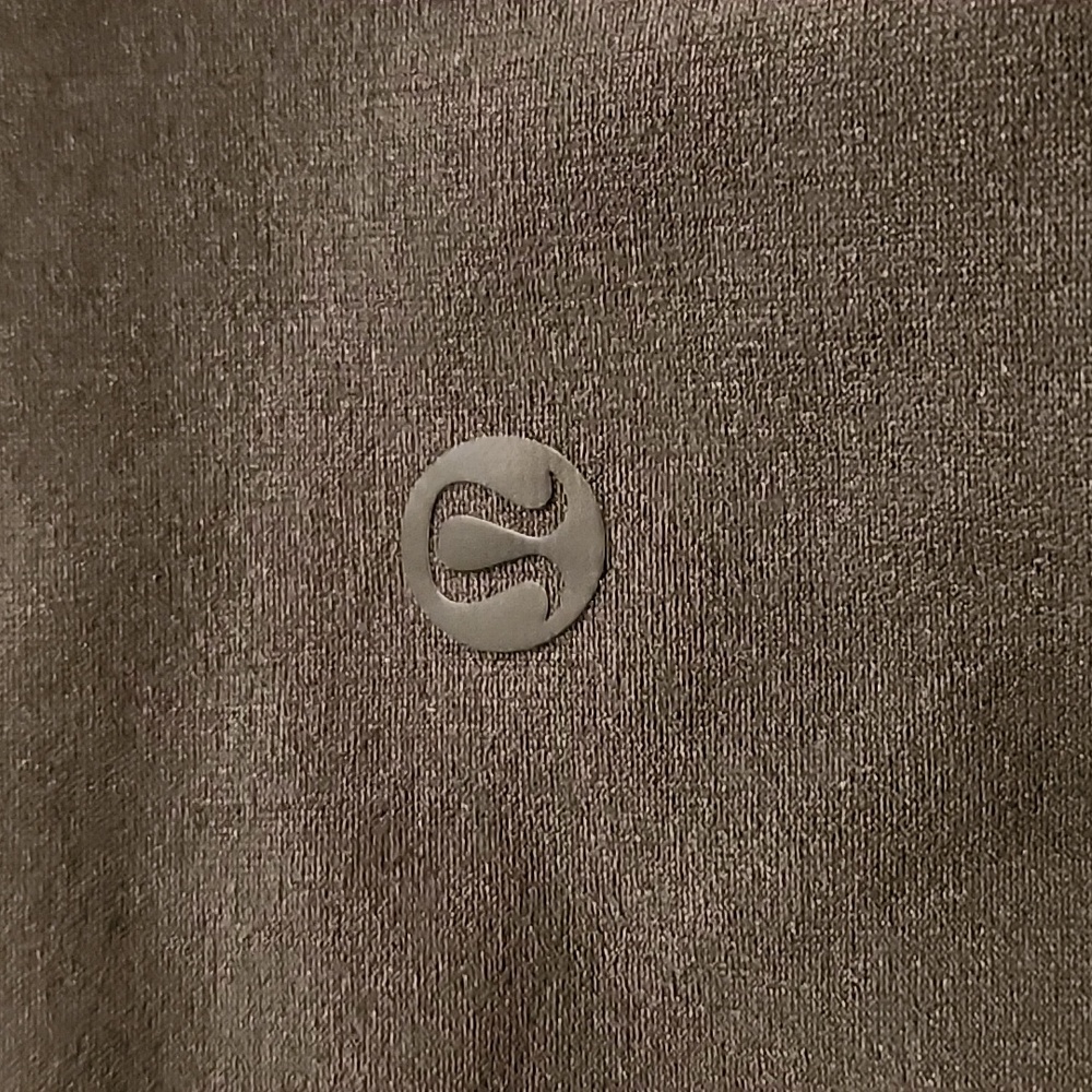 Lululemon crop leggings Size XL (12-14)